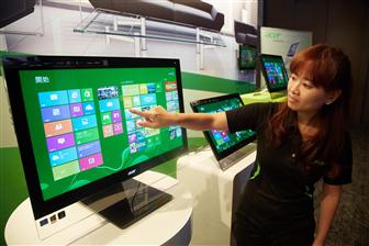 Lenovo сделает сенсорный стол на базе Windows 8